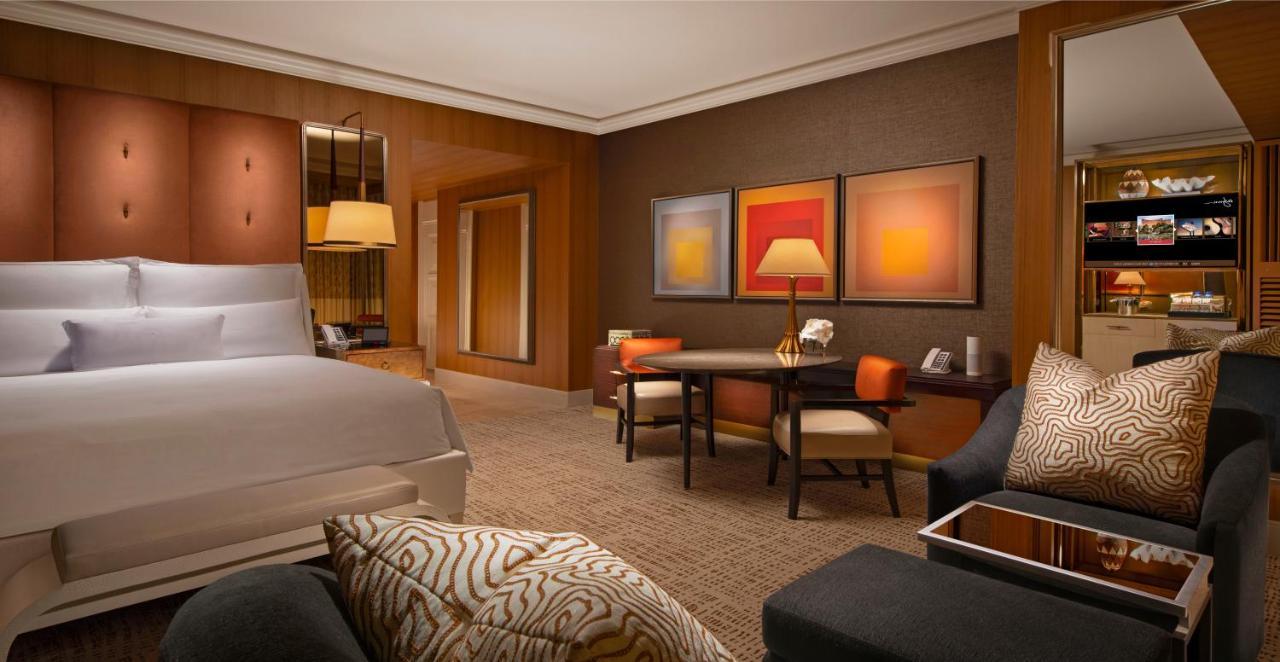Wynn Las Vegas Esterno foto A suite at The Westin Palace, Madrid