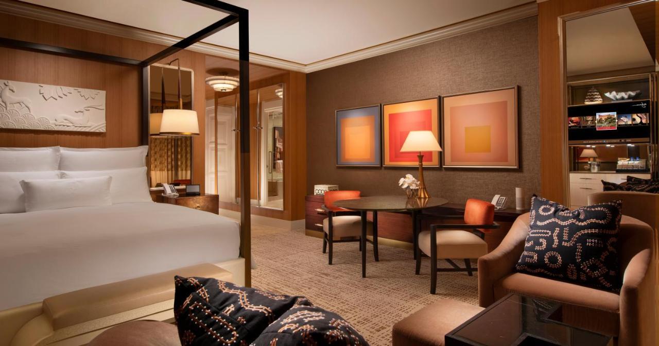 Wynn Las Vegas Esterno foto A suite at The Westin Palace, Madrid